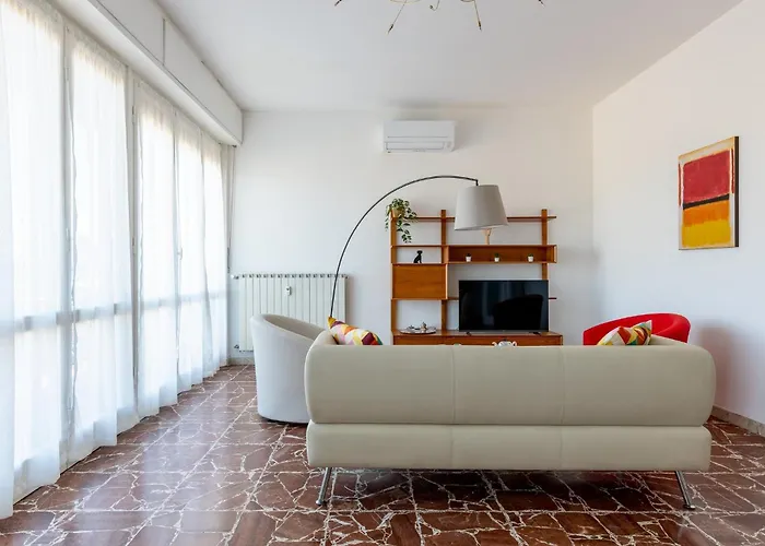 Guesthost - Penthouse - Terrace With View Pisa